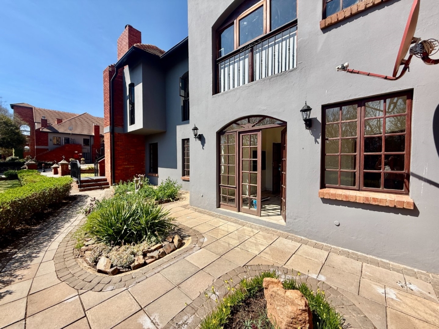 To Let 3 Bedroom Property for Rent in Landsmeer Residential Estate North West